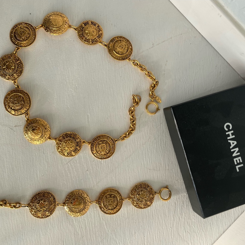 Chanel Vintage 31 Rue Cambon Medallion Collar Necklace & Bracelet